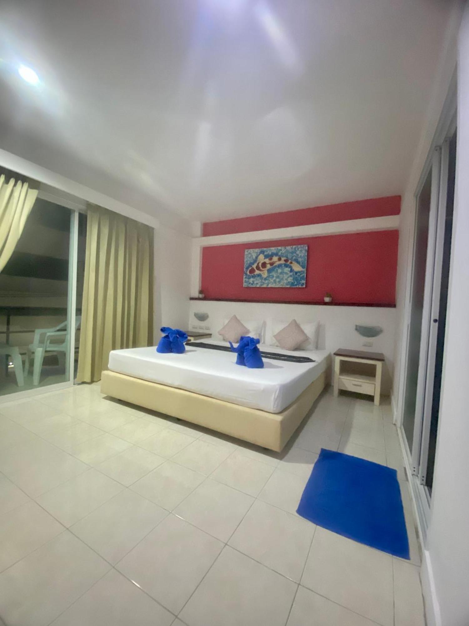 Kata Guesthouse Tuscany Ngoại thất bức ảnh